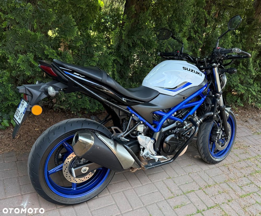 Suzuki SV - 6