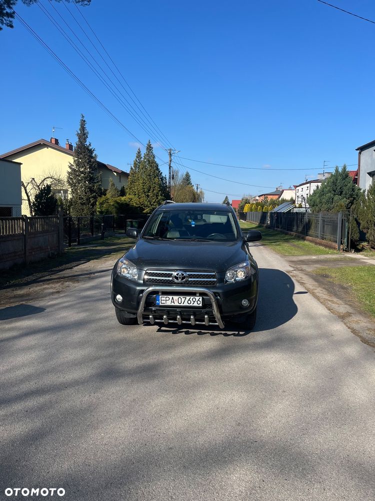 Toyota RAV4 2.2 D-4D Sol 180 - 1