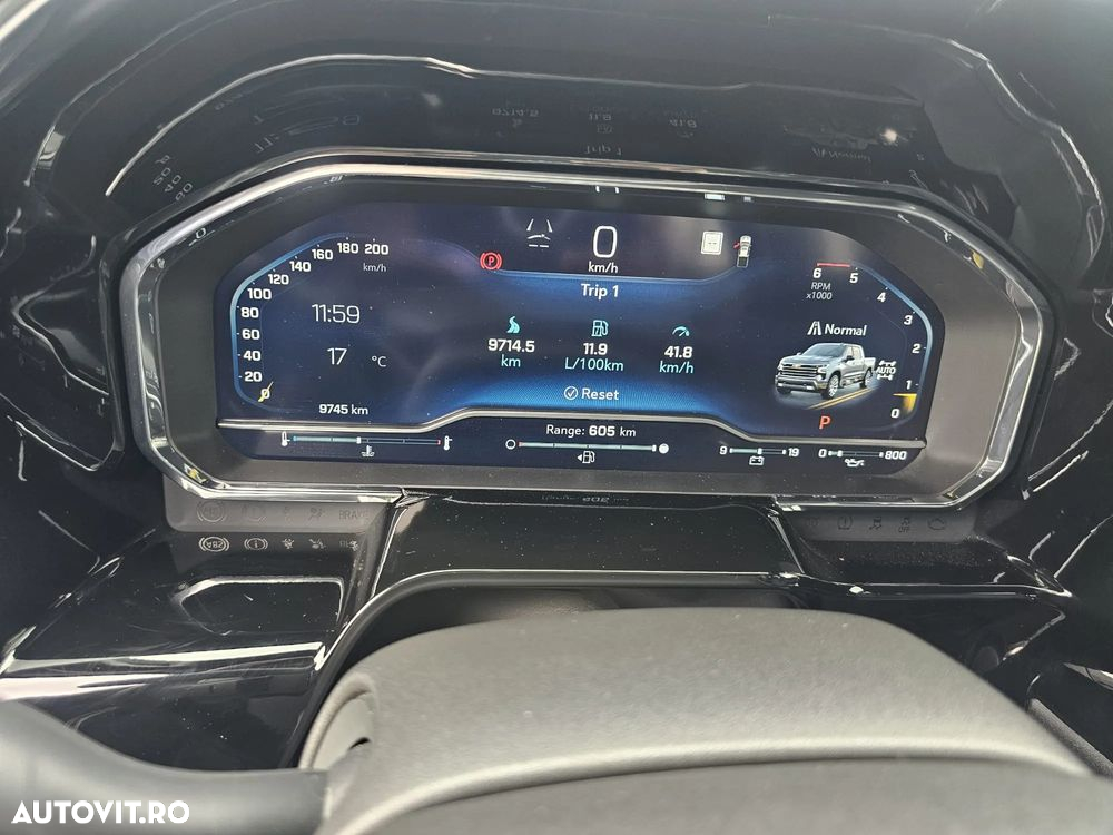 Chevrolet Silverado - 10