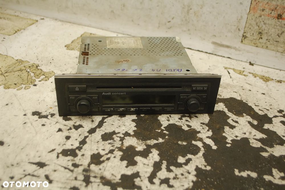 RADIO FABRYCZNE AUDI CONCERT + KOD 8E0035186D AUDI A4 B6 B7 - 1