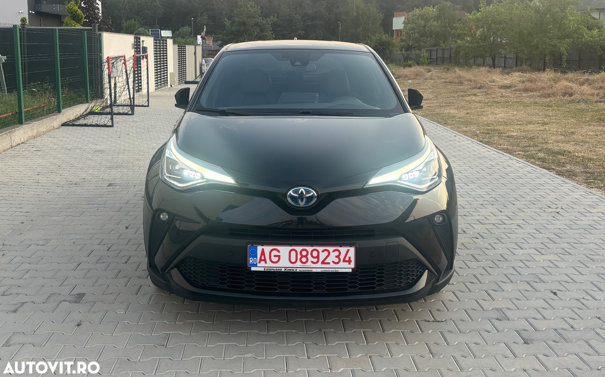 Toyota C-HR 2.0 Hybrid Lounge - 12