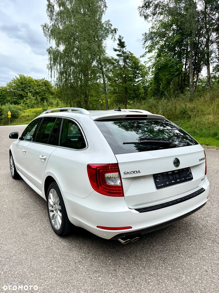 Skoda Superb 2.0 TDI Green tec 4x4 DSG Elegance - 9