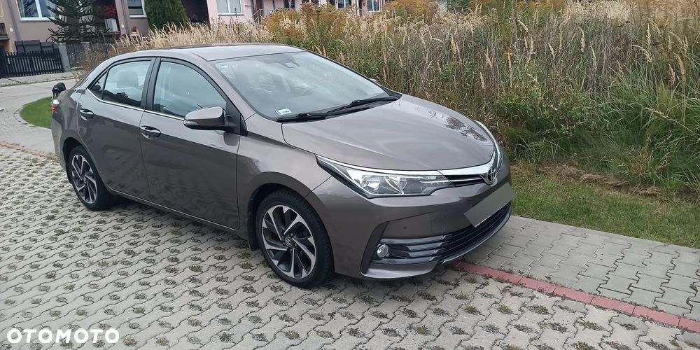 Toyota Corolla 1.6 Prestige - 1