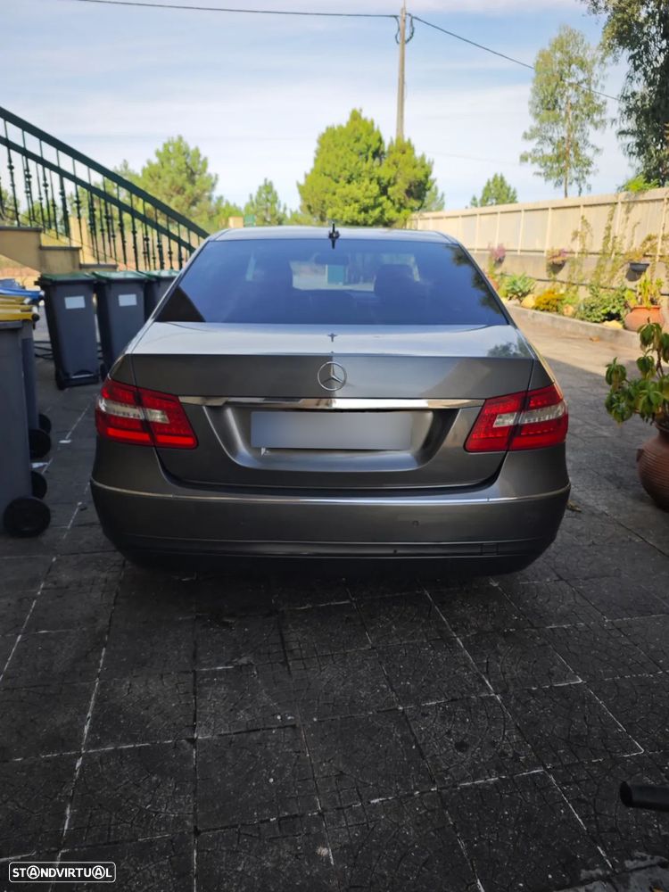 Mercedes-Benz E 250 CDi Avantgarde BlueEfficiency Auto. - 2