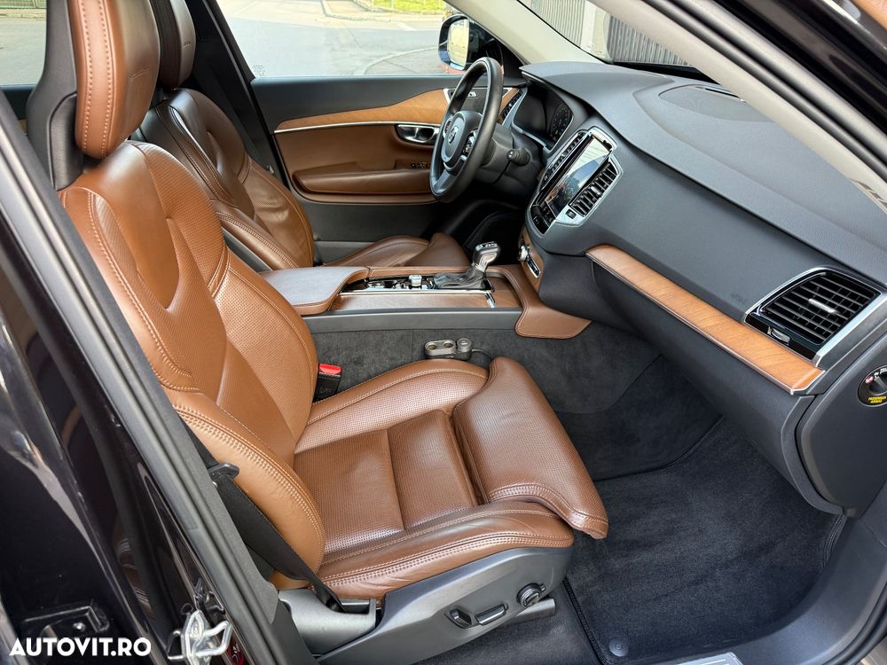 Volvo XC 90 D5 AWD Geartronic Inscription - 33