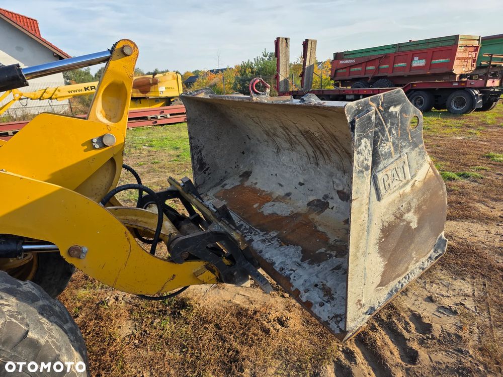 Caterpillar 906 / 908 - 5