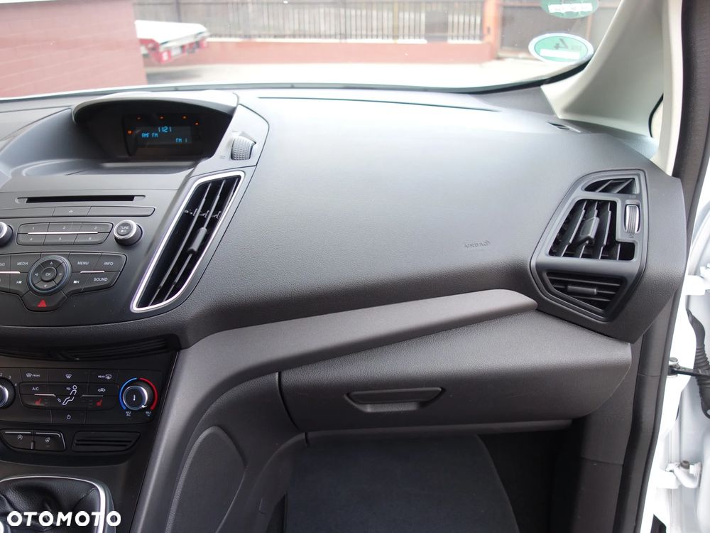 Ford C-MAX 1.5 TDCi Titanium - 21