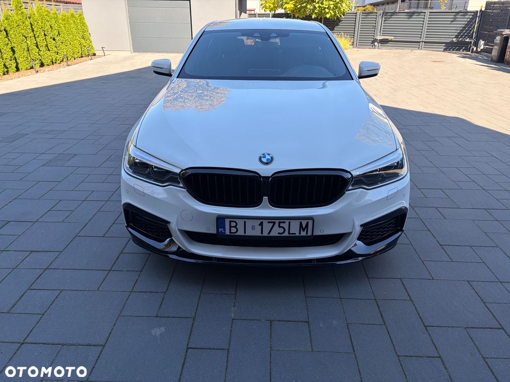 BMW Seria 5 530i xDrive M Sport sport - 2