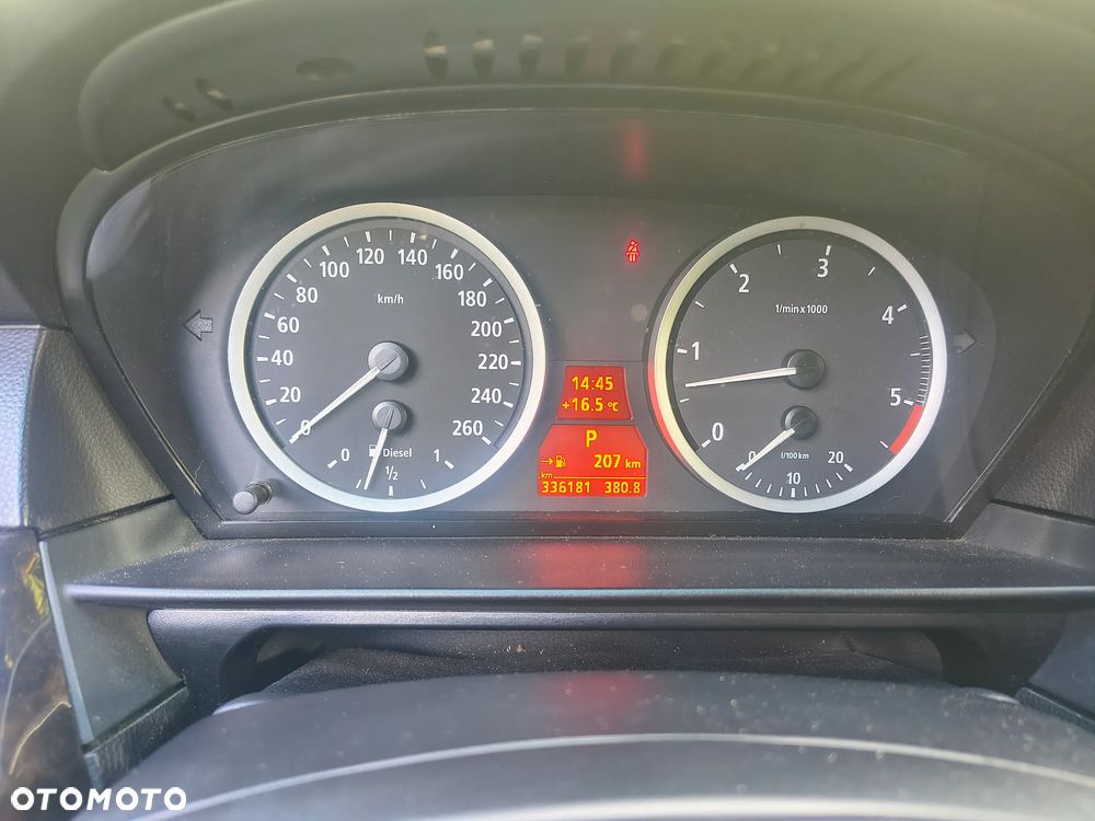 BMW Seria 5 - 16