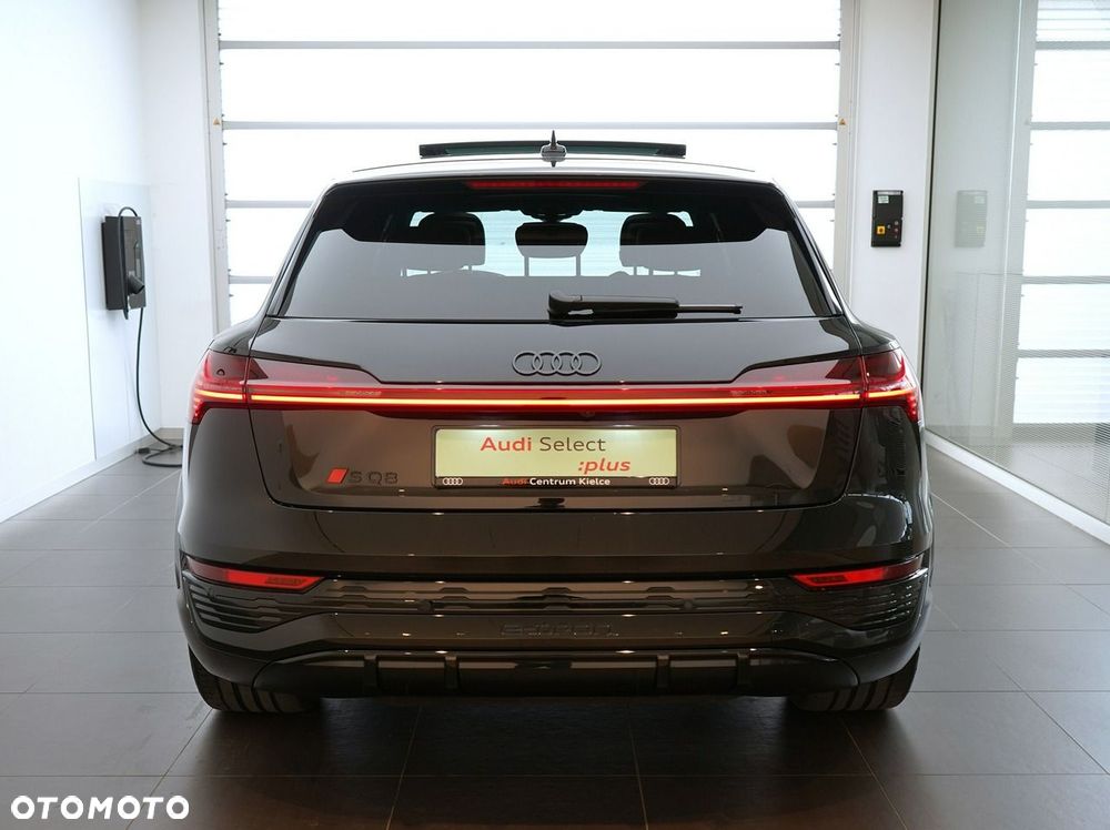 Audi SQ8 e-tron - 4