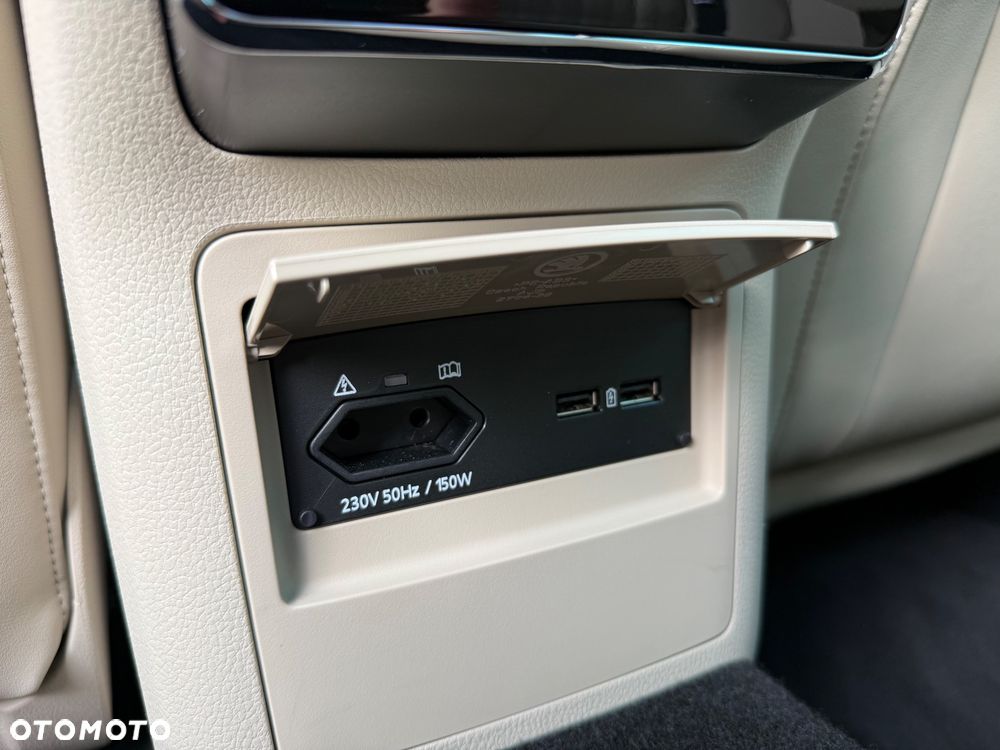 Skoda Superb 2.0 TDI DSG Style - 34