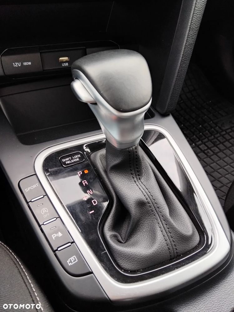 Kia XCeed 1.5 T-GDI M DCT - 17