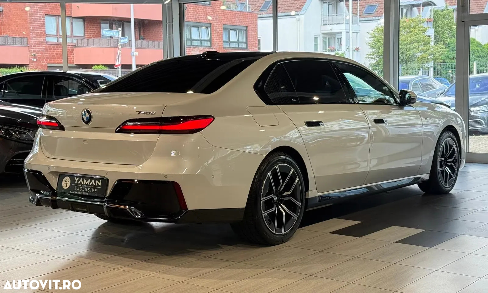 BMW Seria 7 740d xDrive MHEV - 2