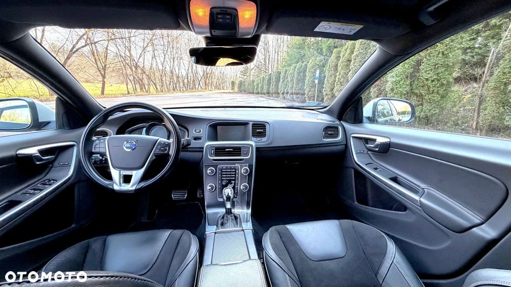 Volvo S60 T5 Drive-E R-Design Summum - 15