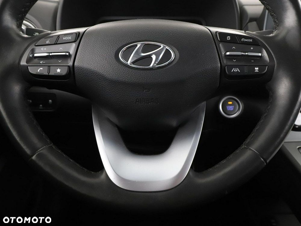 Hyundai Kona Select - 21