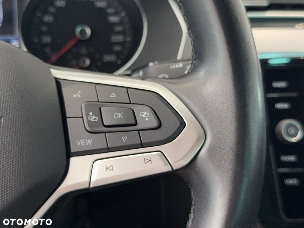 Volkswagen Passat Variant 2.0 TSI Business DSG - 24