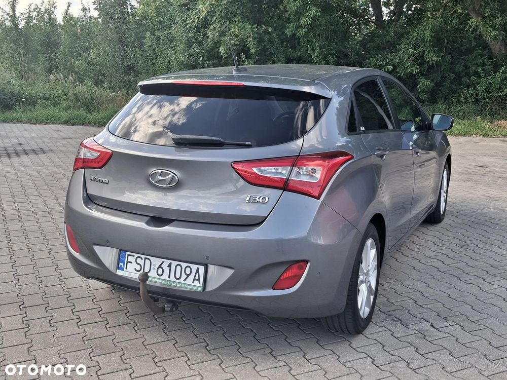 Hyundai i30 1.4 Premium - 12