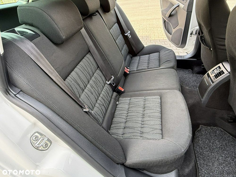 Skoda Octavia 1.4 TSI Elegance DSG - 10