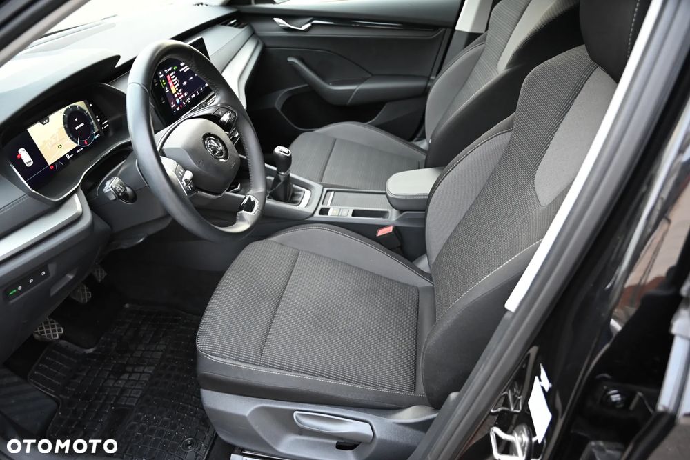 Skoda Octavia 1.5 TSI Selection - 5