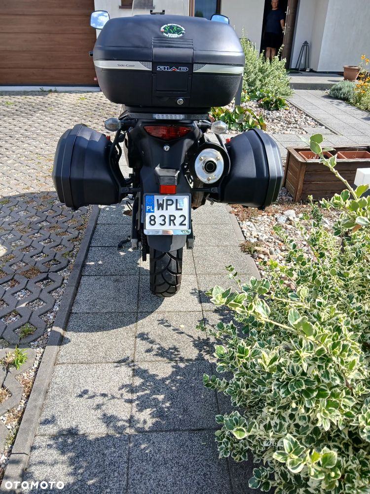Suzuki DL - 4