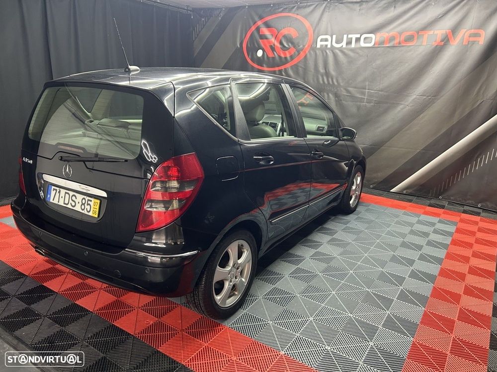 Mercedes-Benz A 150 Avantgarde Automatic - 4