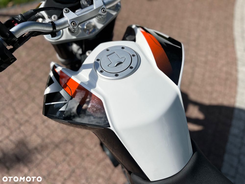 KTM Duke - 32