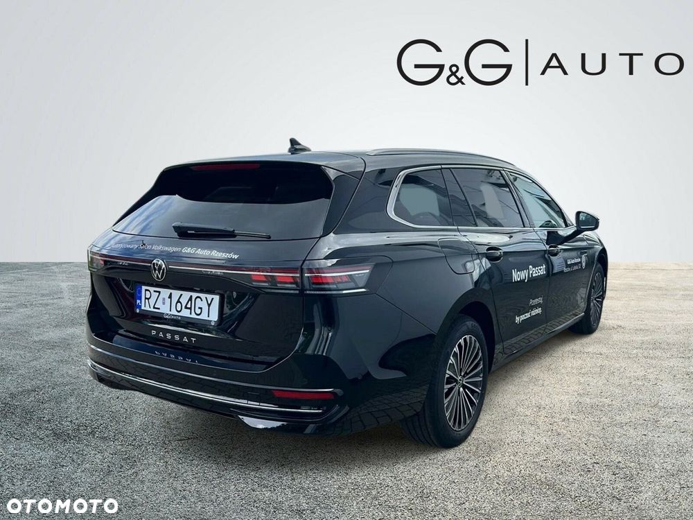 Volkswagen Passat - 5