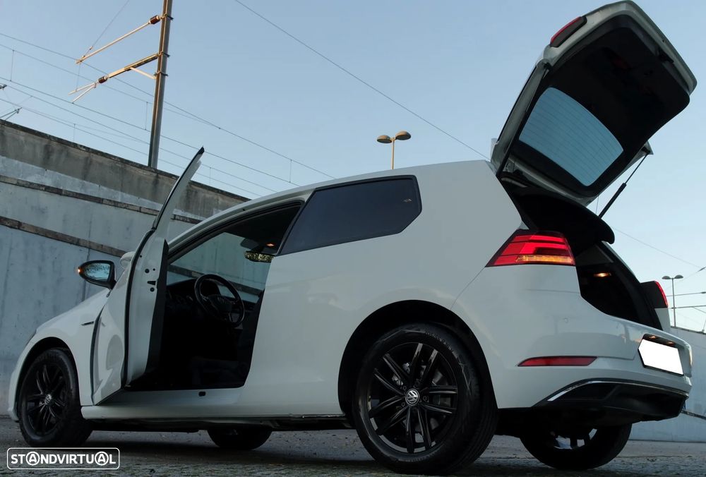 VW Golf 1.6 TDI R-Line - 42