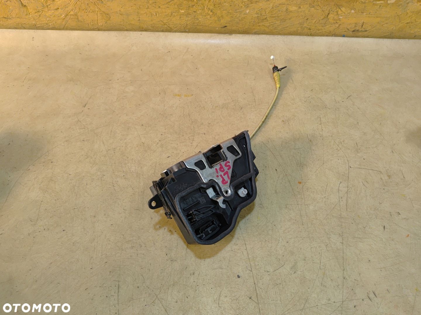 BMW 1 E87 ZAMEK DRZWI LEWY PRZÓD 5 PIN 7229461 - 1