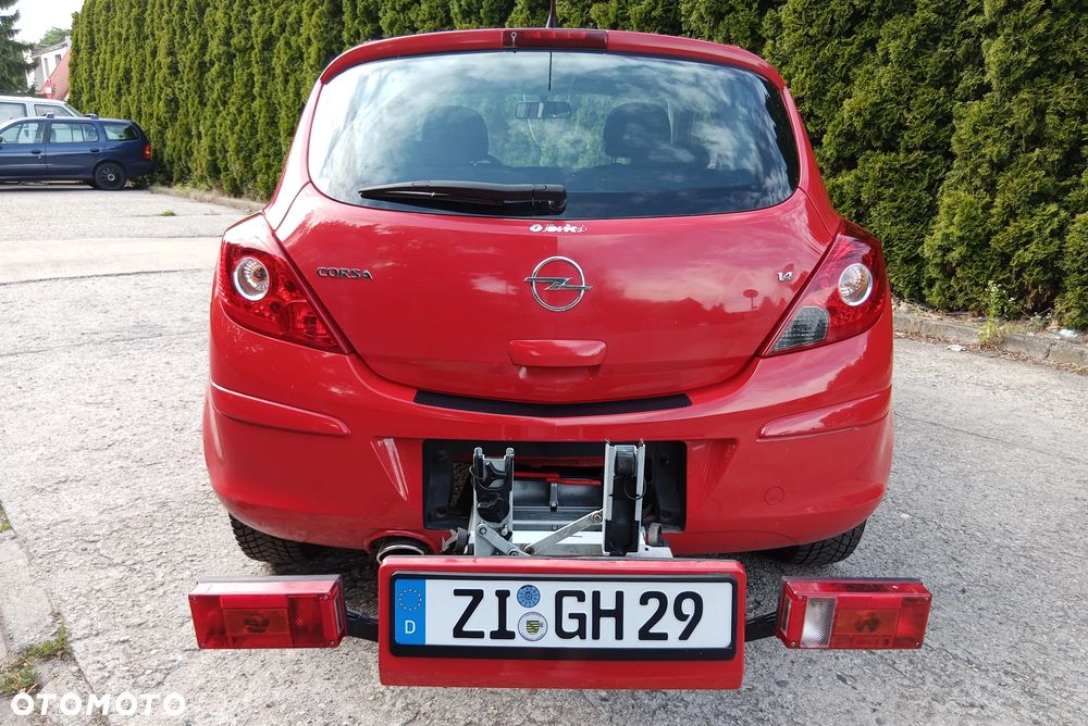 Opel Corsa 1.4 16V Edition - 3