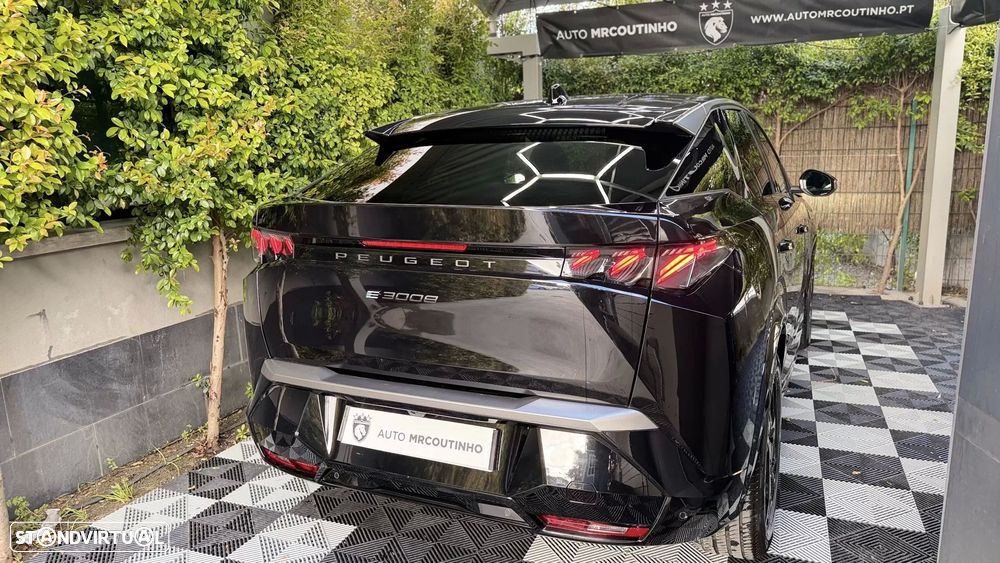 Peugeot E-3008 73 kWh GT - 7