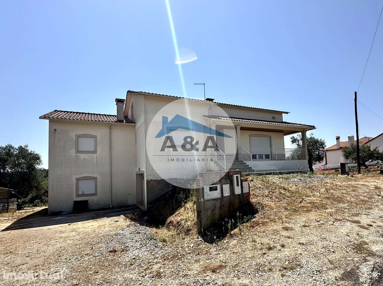 Moradia T3 com 2700m² de terreno – Potencial e Localização Privileg... - Grande imagem: 5/22