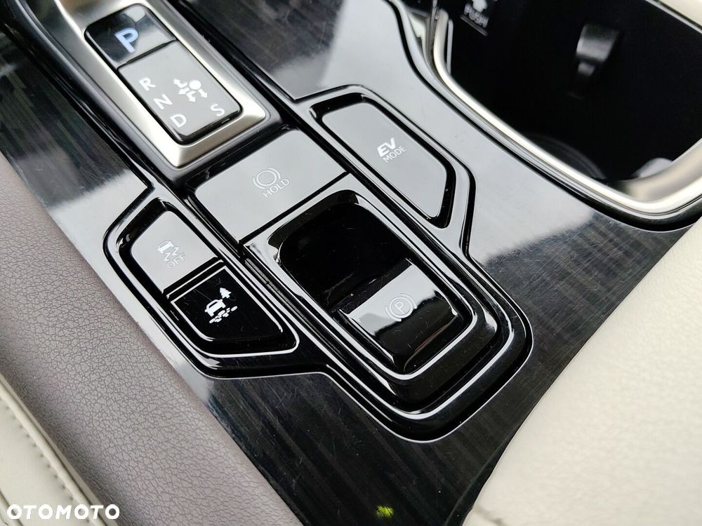 Lexus RX 350h Prestige - 24