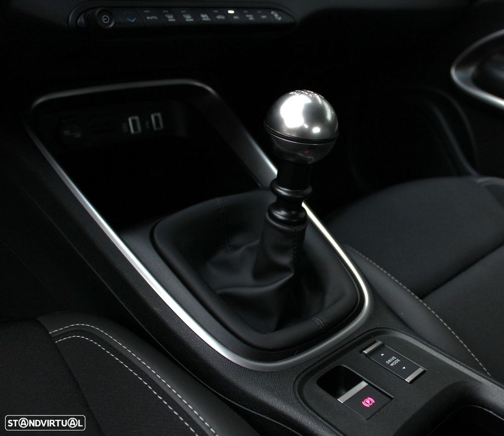 Jeep Avenger 1.2 GSE T3 Altitude - 10