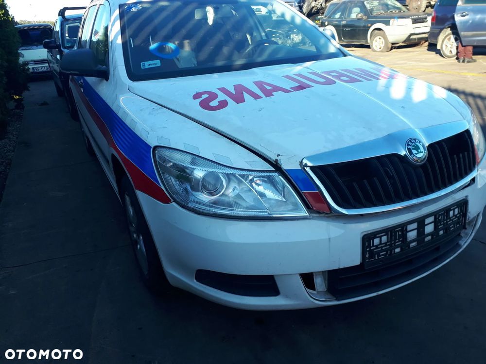 SKODA OCTAVIA II LIFT KOMBI 08-13 1.9 TDI KRATKA NAWIEWU PRAWA LEWA ŚRODKOWA - 21