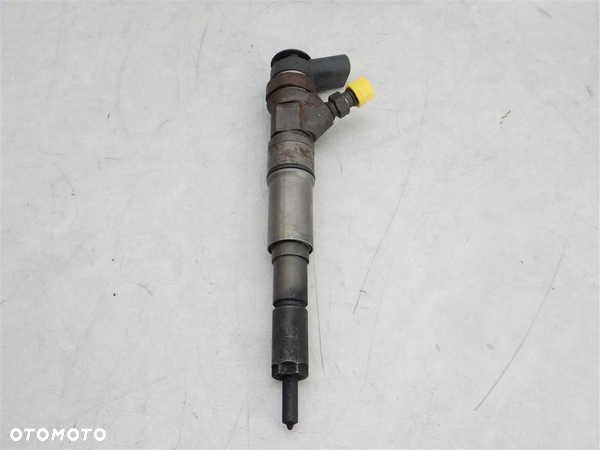 Wtrysk Wtryskiwacz BMW Seria 5 E60 3,0 D 2003-2010 BOSCH 2 PINY 0445110131