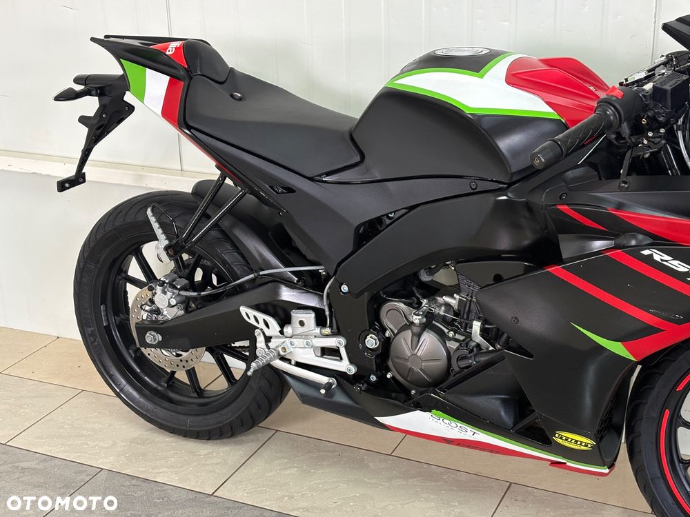 Aprilia RS - 8