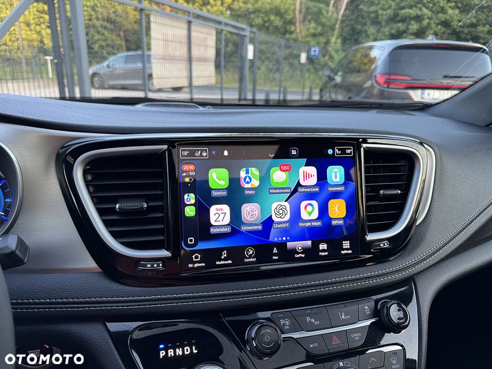 Chrysler Pacifica - 29
