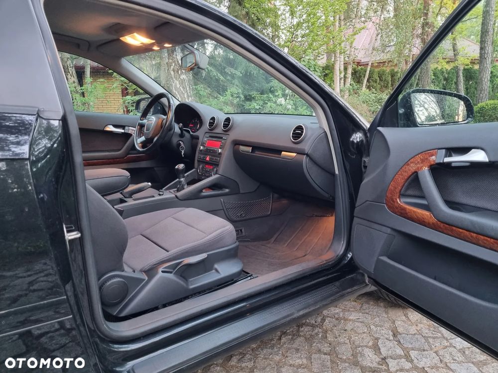 Audi A3 3-drzwiowe 1.9 TDI Ambiente - 11