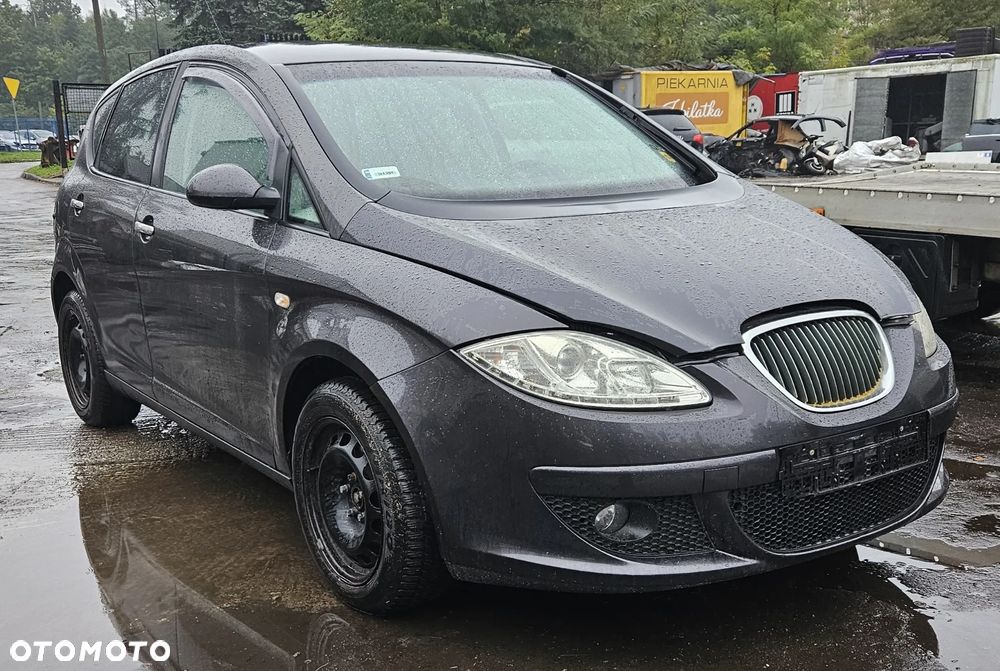 Seat Altea 2,0 FSI (L59N) pojazd na części: maska, zderzak, drzwi, szyby, lusterka, chłodnica ... - 1