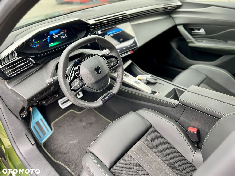 Peugeot 408 1.6 Plug-in Hybrid 240 GT Exclusive e-DCS7 - 14