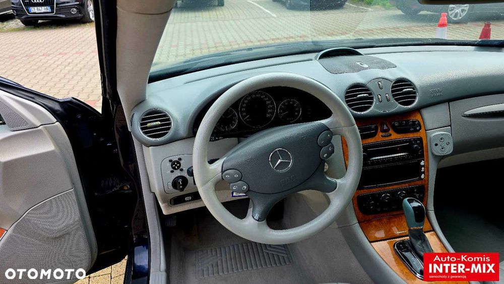 Mercedes-Benz CLK - 28