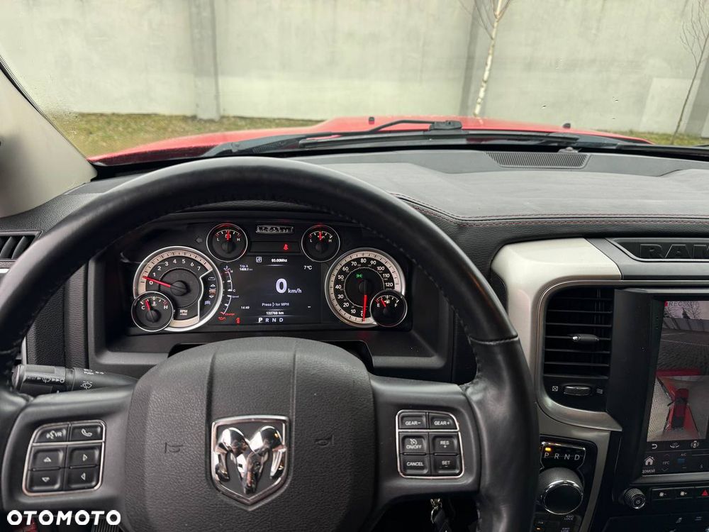Dodge RAM - 16