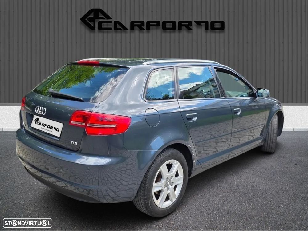 Audi A3 Sportback 2.0 TDi Attraction — fotografia 5