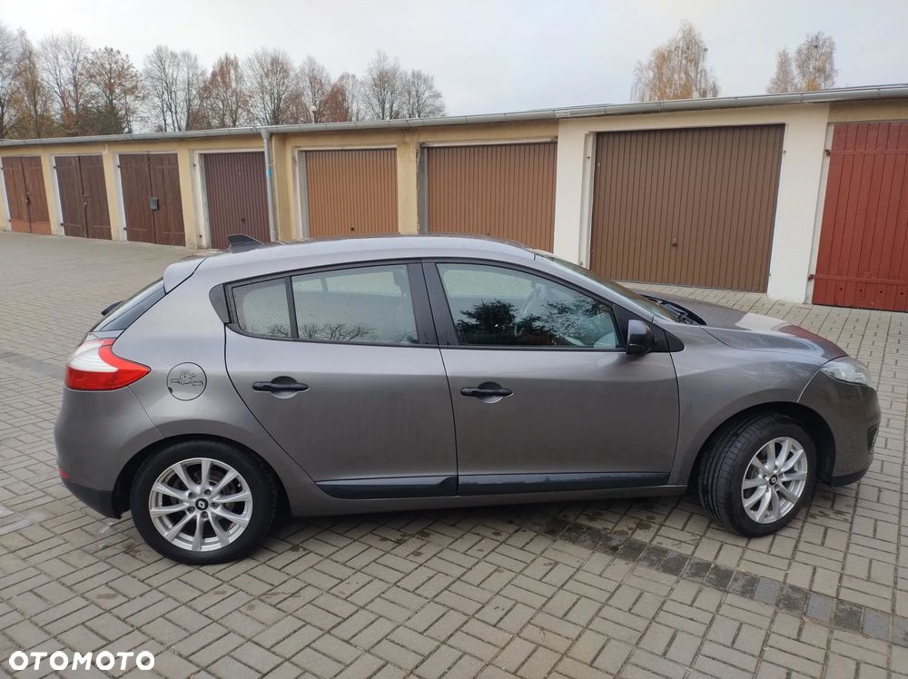 Renault Megane 1.6 16V 100 Expression - 9