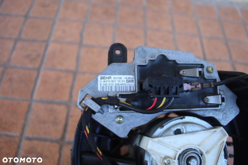 WENTYLATOR DMUCHAWA MERCEDES W210 A2108211551 - 4