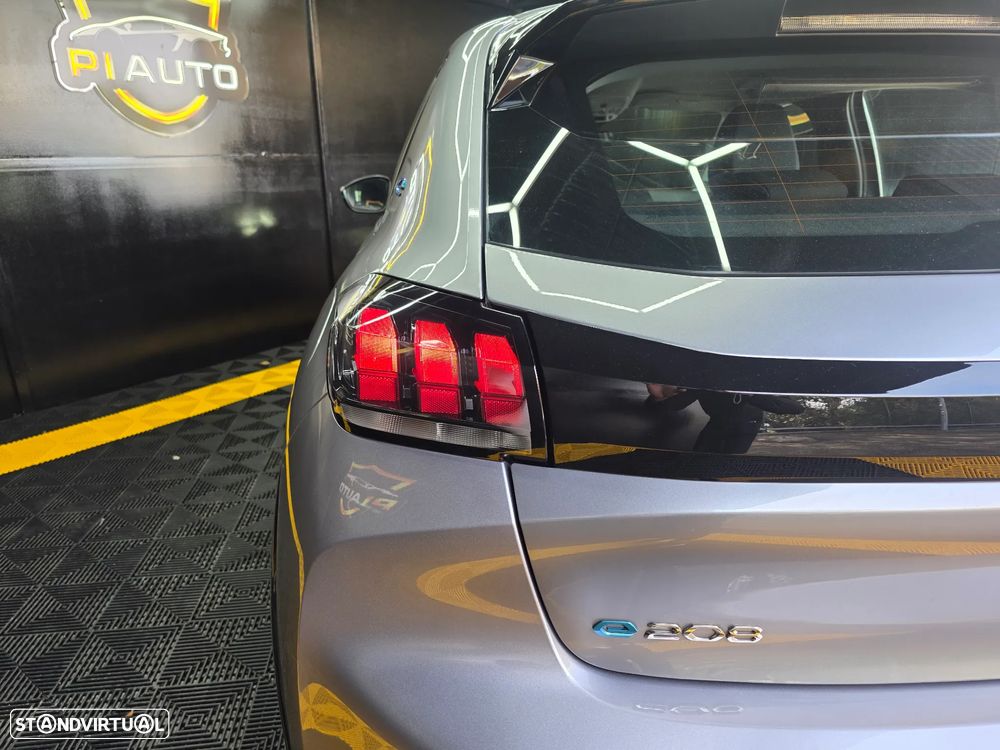 Peugeot e-208 50 kWh Active Pack - 20