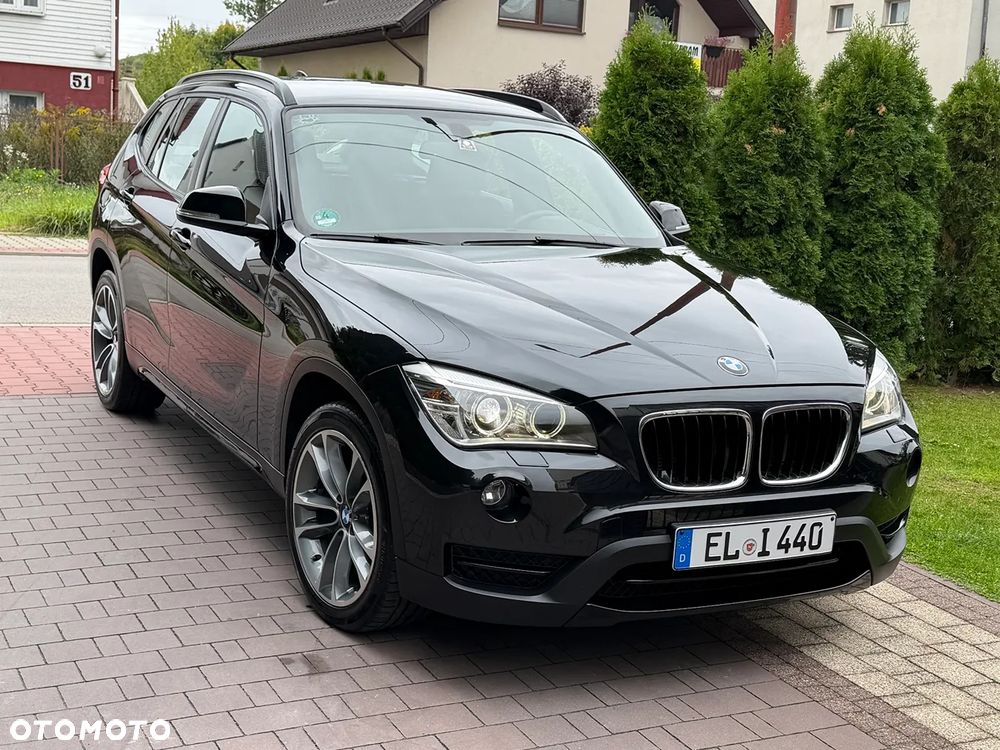 BMW X1 xDrive20d Sport Line - 1