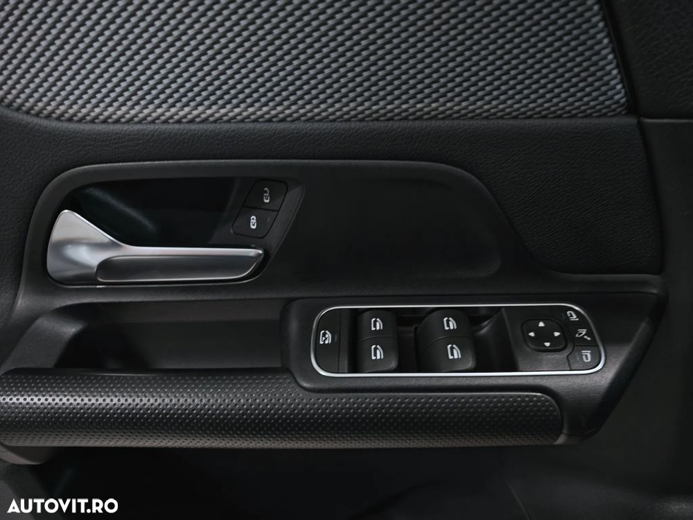 Mercedes-Benz GLA 200 d Aut. - 30