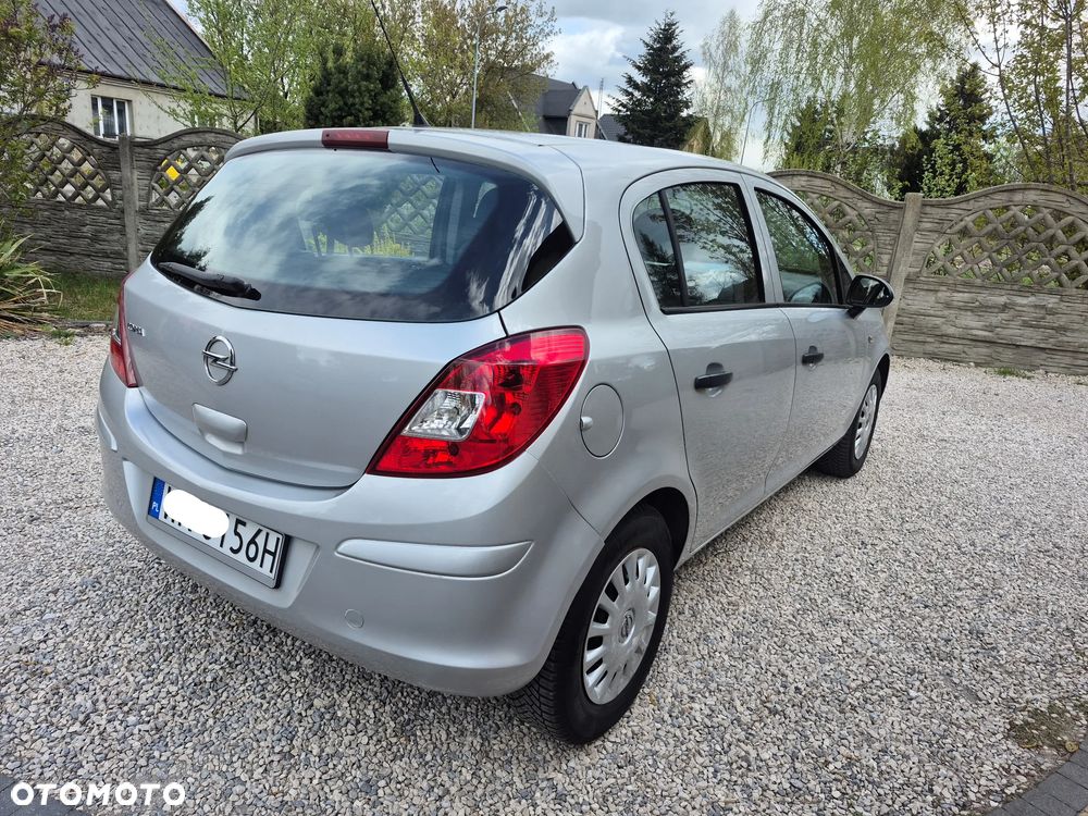 Opel Corsa 1.2 16V Enjoy - 9